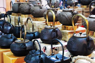 2013中國(guó)洛陽(yáng)工藝美術(shù)品及旅游商品博覽會(huì)啟幕，開(kāi)啟藝術(shù)與收藏盛宴